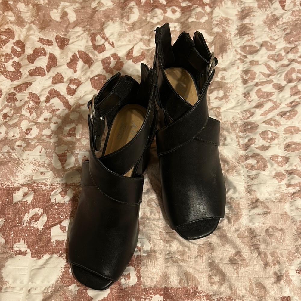 Apt 9 heel boots